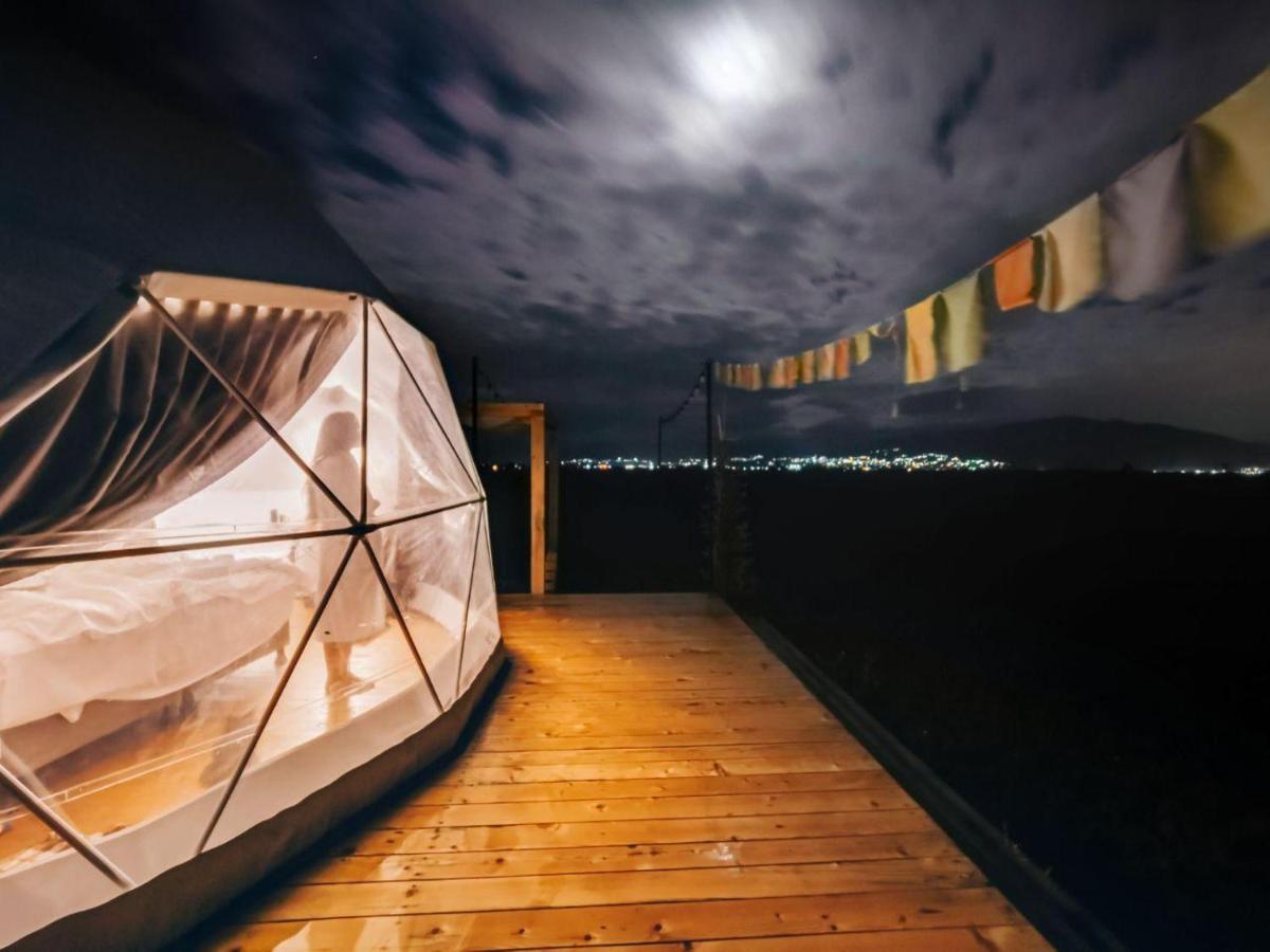 Jewelberry Glamping Hotel Tbilisi Mtsʼkhetʼa エクステリア 写真