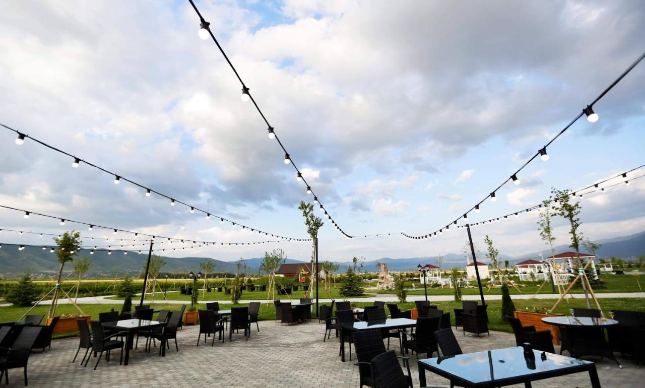 Jewelberry Glamping Hotel Tbilisi Mtsʼkhetʼa エクステリア 写真
