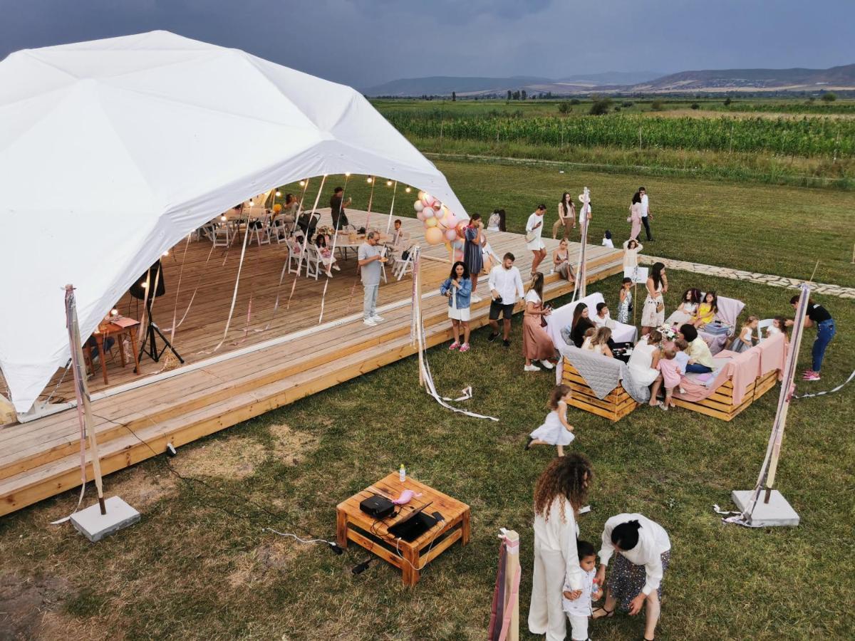 Jewelberry Glamping Hotel Tbilisi Mtsʼkhetʼa エクステリア 写真