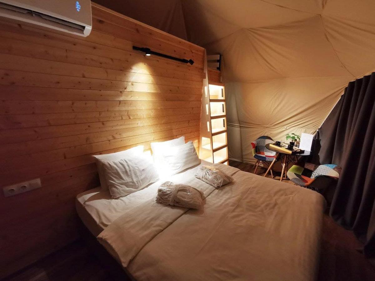 Jewelberry Glamping Hotel Tbilisi Mtsʼkhetʼa エクステリア 写真