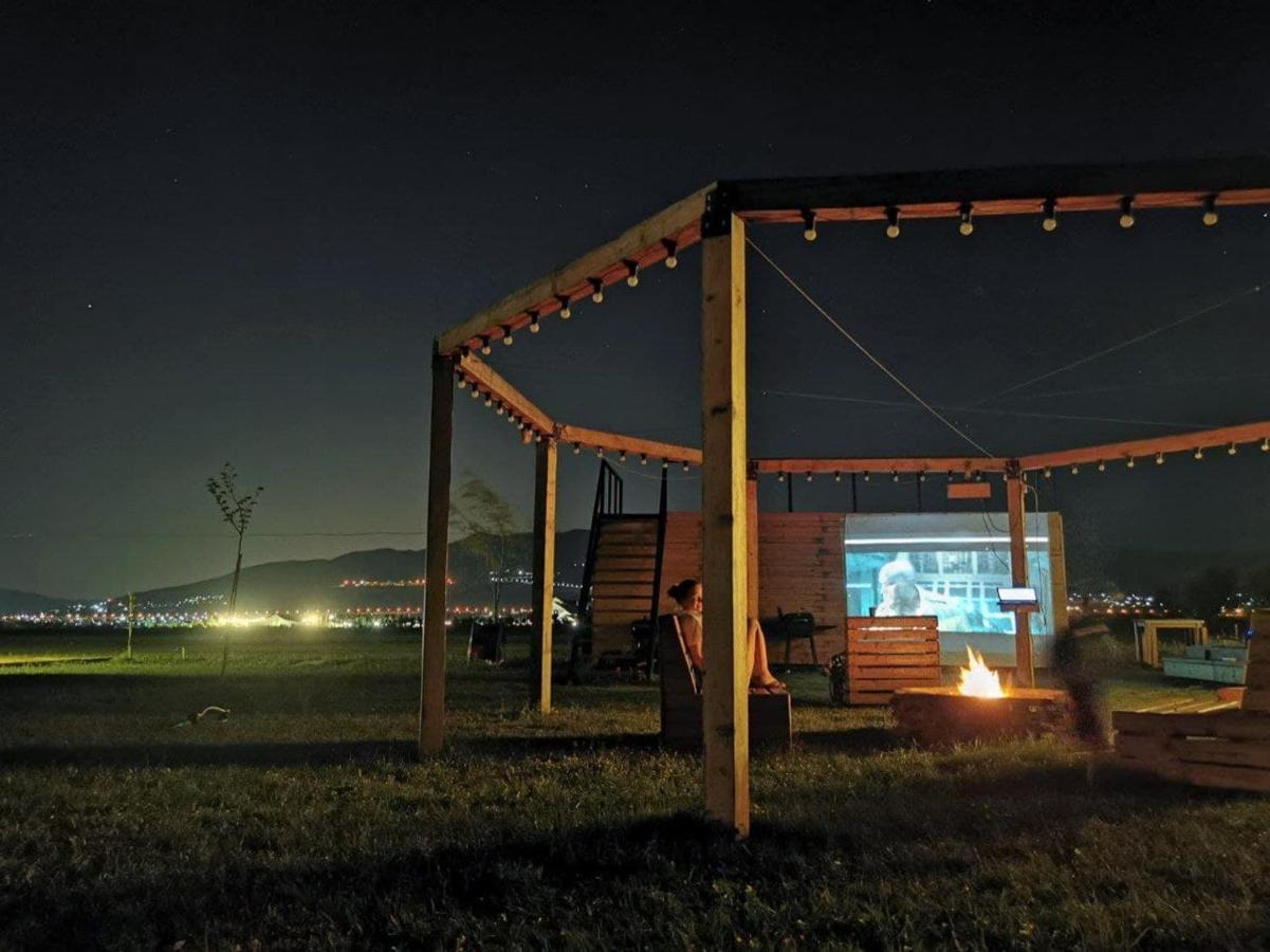 Jewelberry Glamping Hotel Tbilisi Mtsʼkhetʼa エクステリア 写真