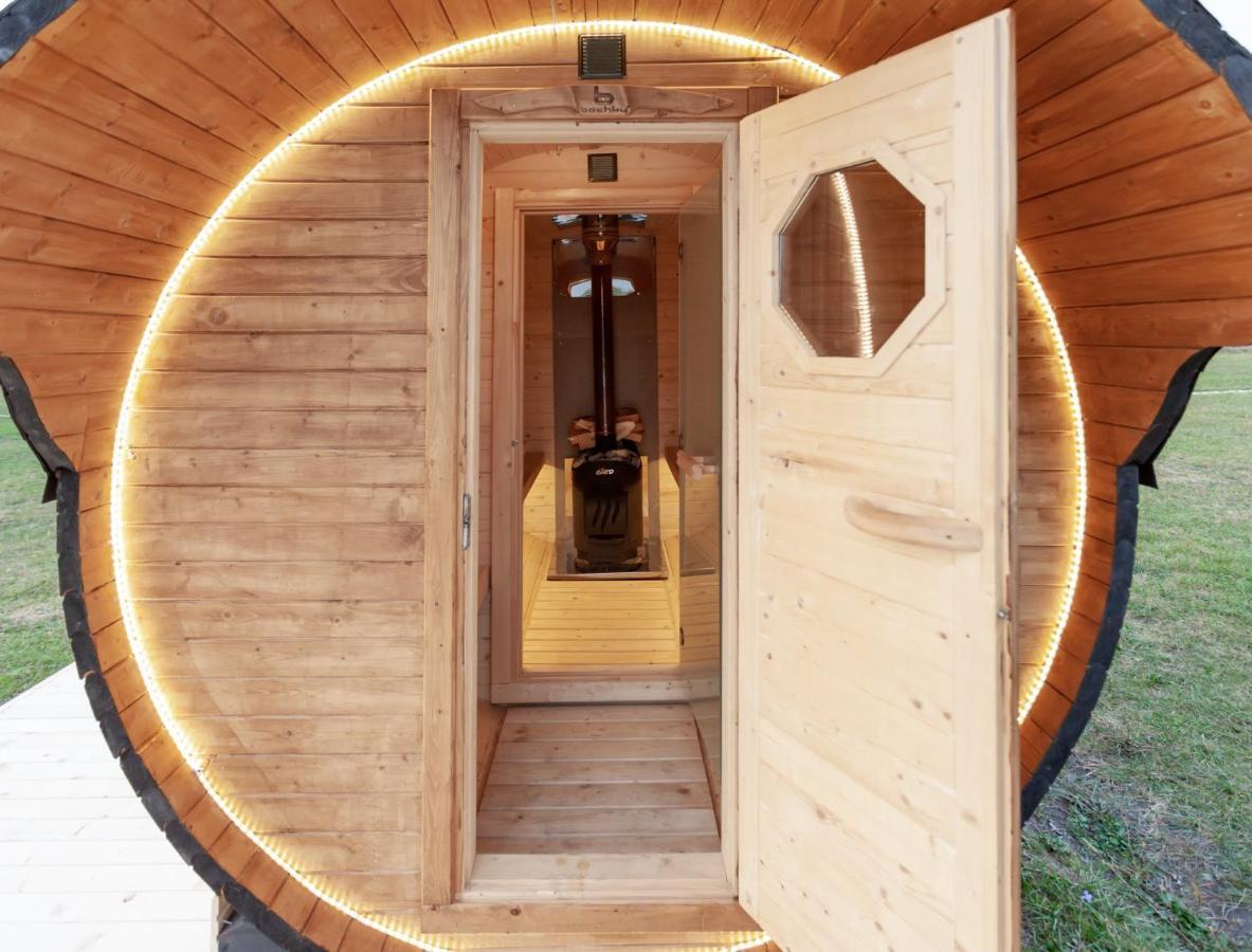 Jewelberry Glamping Hotel Tbilisi Mtsʼkhetʼa エクステリア 写真