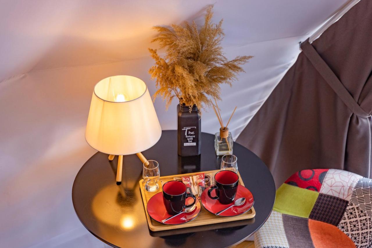 Jewelberry Glamping Hotel Tbilisi Mtsʼkhetʼa エクステリア 写真
