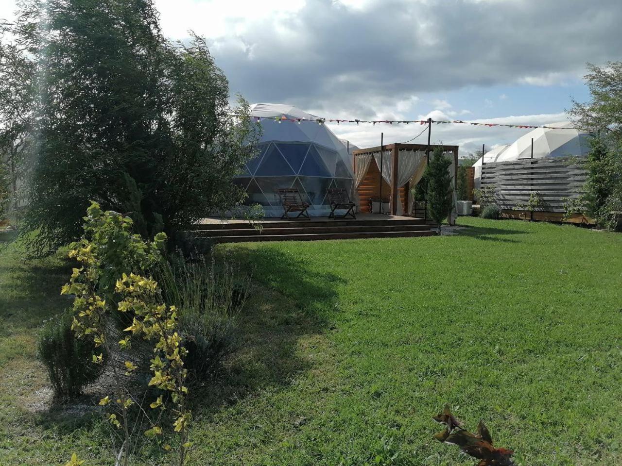Jewelberry Glamping Hotel Tbilisi Mtsʼkhetʼa エクステリア 写真